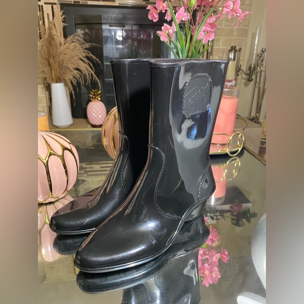 Salvatore Ferragamo black rubber rain boots